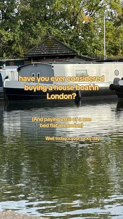 TikTok slideshow cover: Buying a houseboat in London
