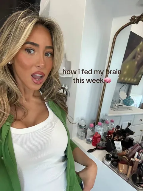 TikTok slideshow cover: how i fed my brain this week