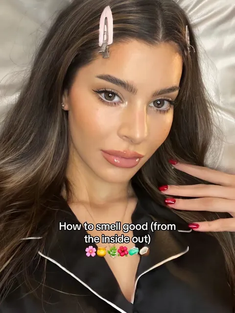 TikTok slideshow cover: How to smell good