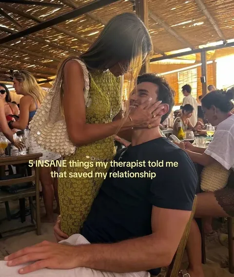 TikTok slideshow cover: 5 INSANE things my therapist told me that saved my relationship