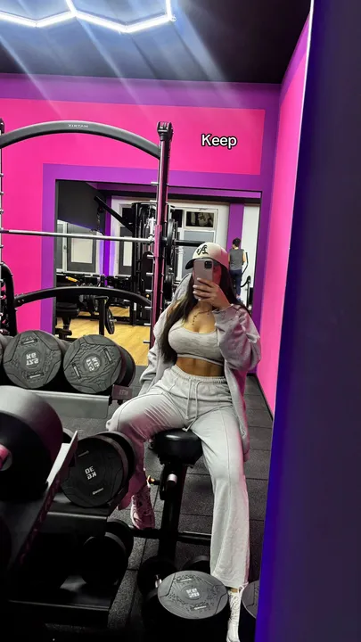 TikTok slideshow cover: Fitness Motivation
