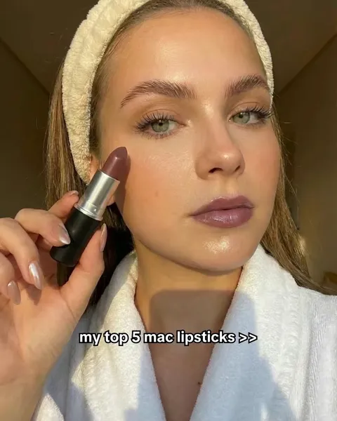 TikTok slideshow cover: Top 5 MAC Lipsticks