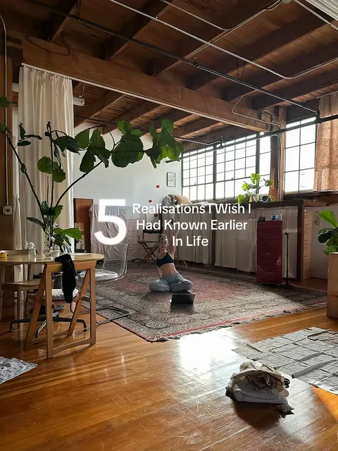 TikTok slideshow cover: 5 Realisations I Wish I Had Known Earlier In Life