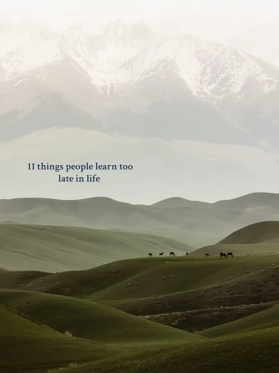 Cover of the TikTok slideshow "11 things people learn too late in life" by @xsecret_spammx