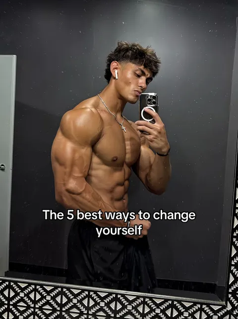TikTok slideshow cover: Ways to change yourself
