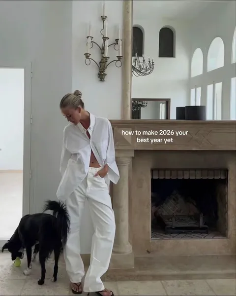 TikTok slideshow cover: How to make 2026 your best year yet