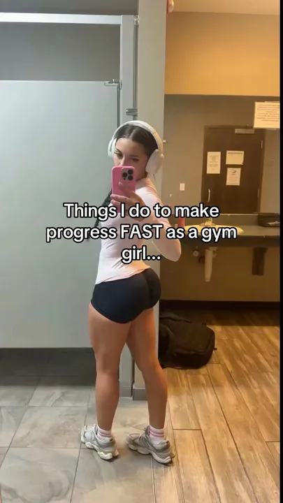 TikTok slideshow cover: Things I do to make progress FAST as a gym girl...