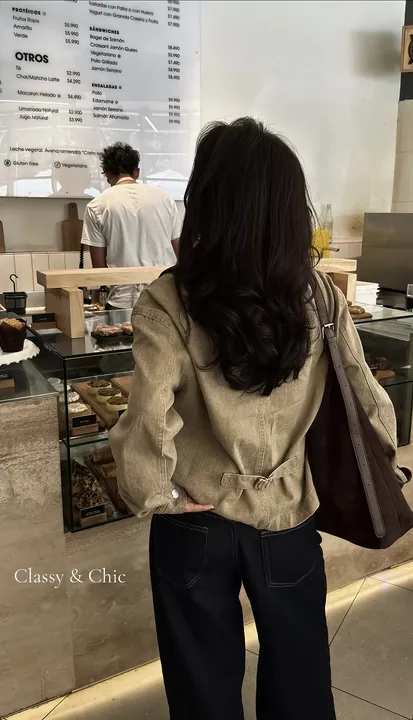 TikTok slideshow cover: Classy & Chic