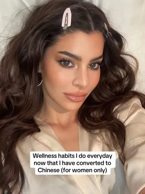 TikTok slideshow cover: Wellness habits for women