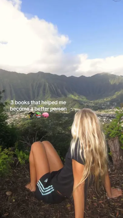 TikTok slideshow cover: 3 books that helped me become a better person
