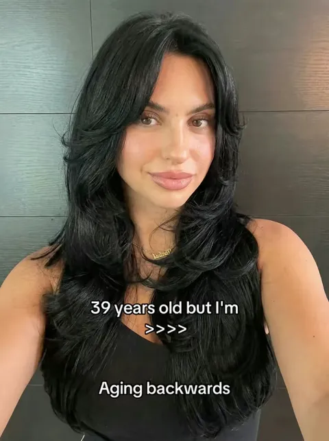 TikTok slideshow cover: Aging backwards