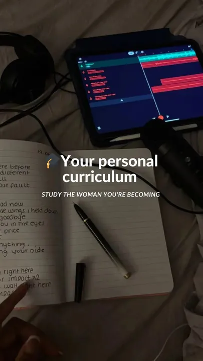 TikTok slideshow cover: Your personal curriculum