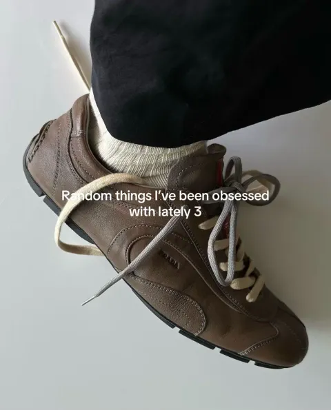 TikTok slideshow cover: Random things I've been obsessed with lately 3