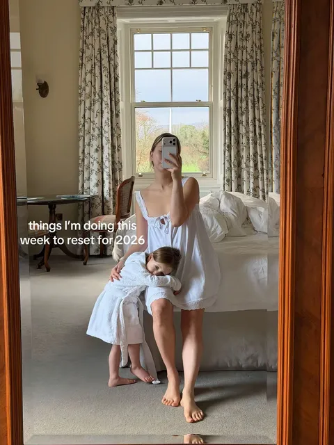 TikTok slideshow cover: things I'm doing this week to reset for 2026