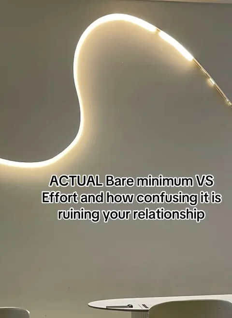 TikTok slideshow cover: Bare minimum vs Effort