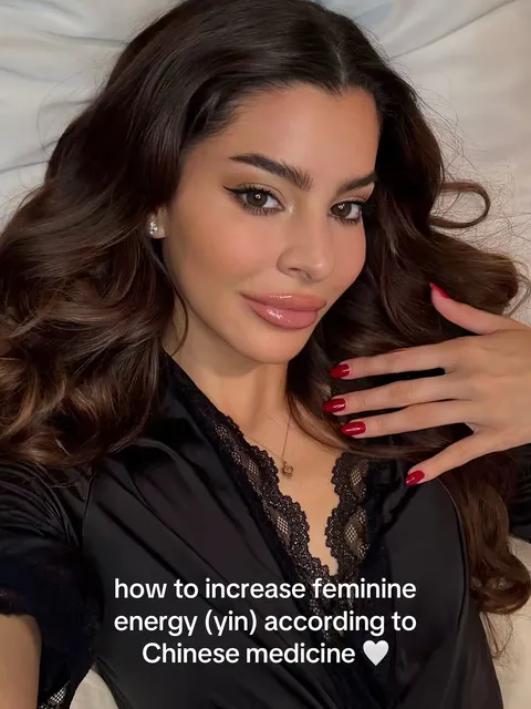 TikTok slideshow cover: How to increase feminine energy (yin) according to Chinese medicine