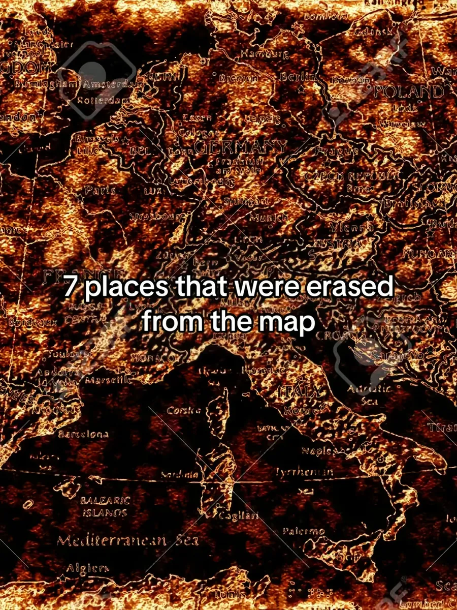 Portada del carrusel de TikTok "Erased Places" de @slideofreality