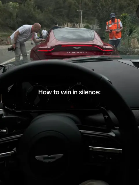 Cover der TikTok-Slideshow: How to win in silence: