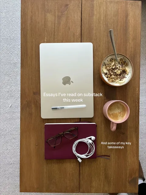 TikTok slideshow cover: Essays I've read on substack this week