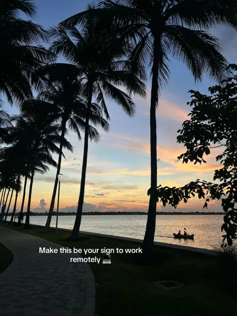 Original slideshow: Remote Work Sign