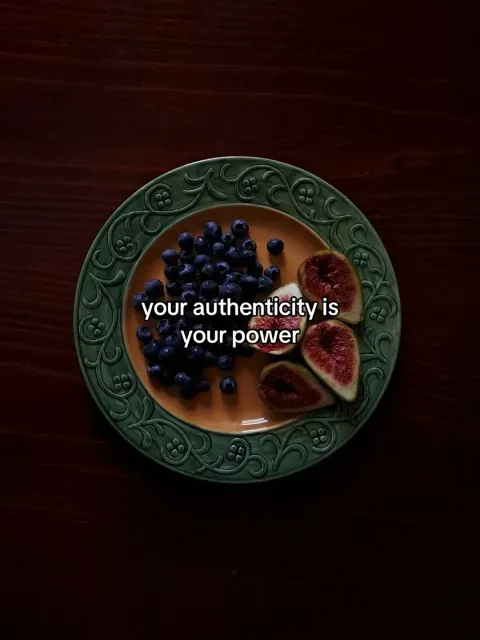 TikTok slideshow cover: Authenticity is power