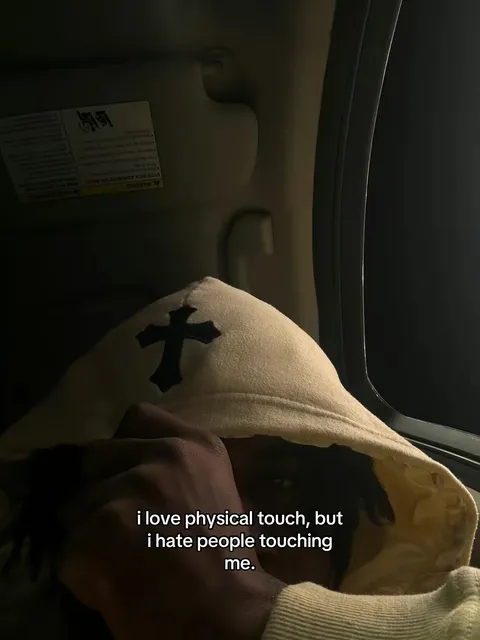 TikTok slideshow cover: Physical touch preference