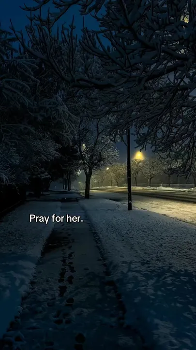TikTok slideshow cover: Pray for her