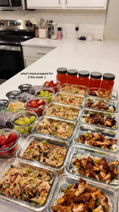 TikTok slideshow cover: Weekly Meal Prep