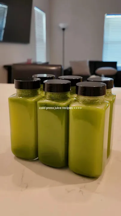 TikTok slideshow cover: Cold Press Juice Recipes