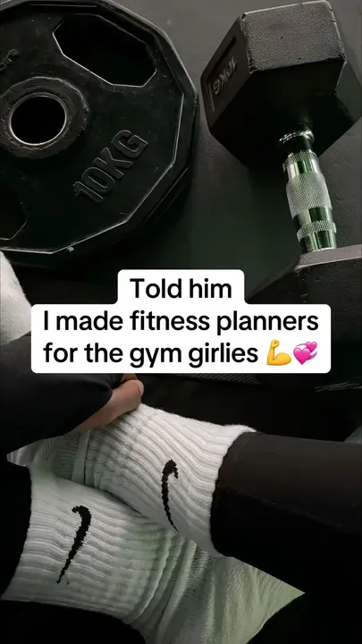 TikTok slideshow cover: Fitness planners for the gym girlies