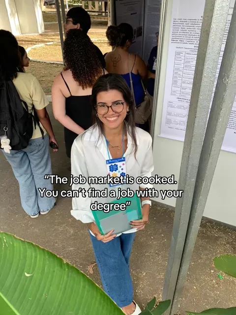 TikTok slideshow cover: The job market is cooked