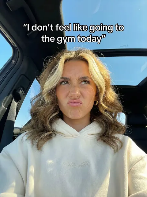 TikTok slideshow cover: I don't feel like going to the gym today