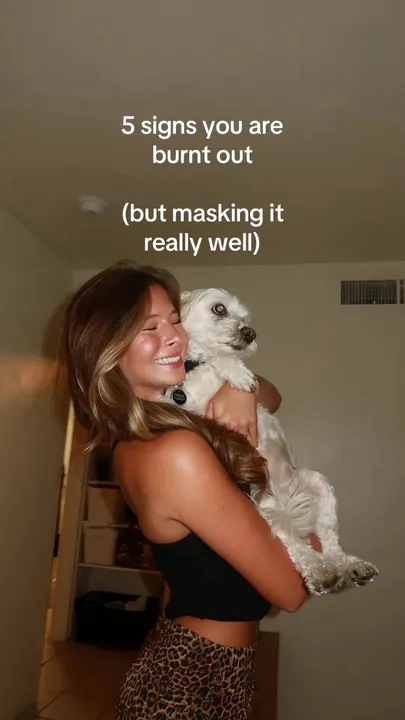 TikTok slideshow cover: 5 signs you are burnt out