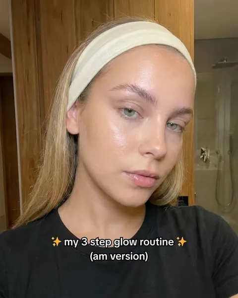 TikTok slideshow cover: 3 Step Glow Routine