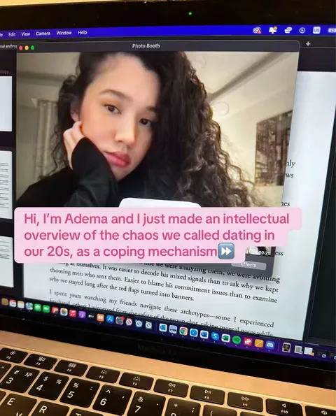 TikTok slideshow cover: Dating in your 20s overview