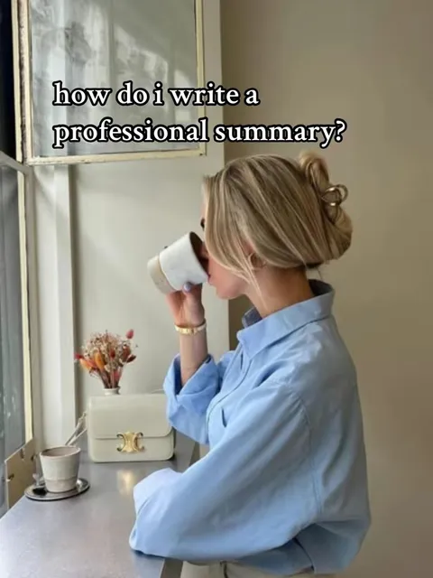 TikTok slideshow cover: Writing a Professional Summary