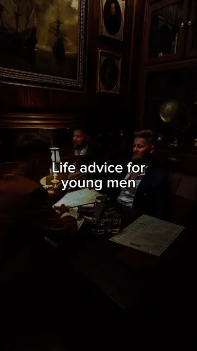 Portada del carrusel de TikTok: Life advice for young men