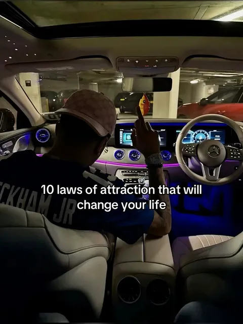Cover der TikTok-Slideshow: 10 laws of attraction that will change your life