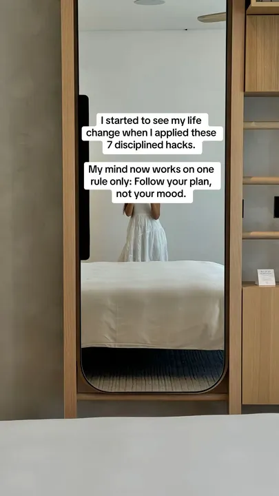 TikTok slideshow cover: 7 disciplined hacks