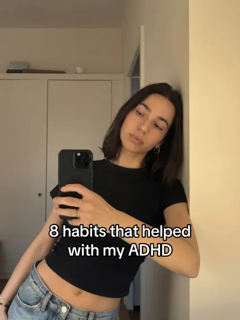 TikTok slideshow cover: 8 habits that helped with my ADHD