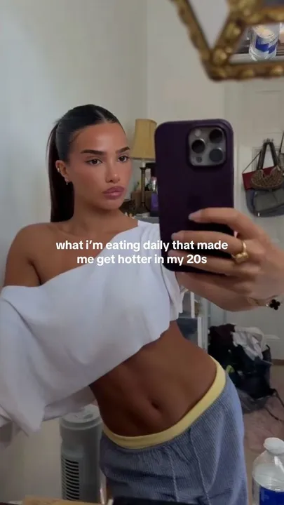 TikTok slideshow cover: what i'm eating daily that made me get hotter in my 20s