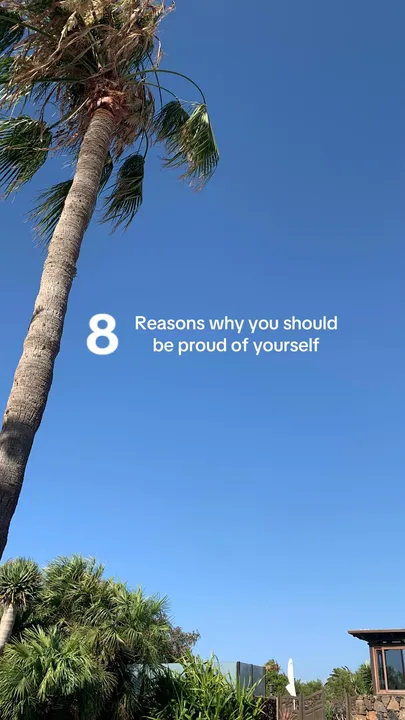 Portada del carrusel de TikTok: 8 Reasons why you should be proud of yourself
