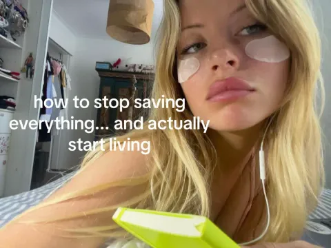 TikTok slideshow cover: How to stop saving everything... and actually start living